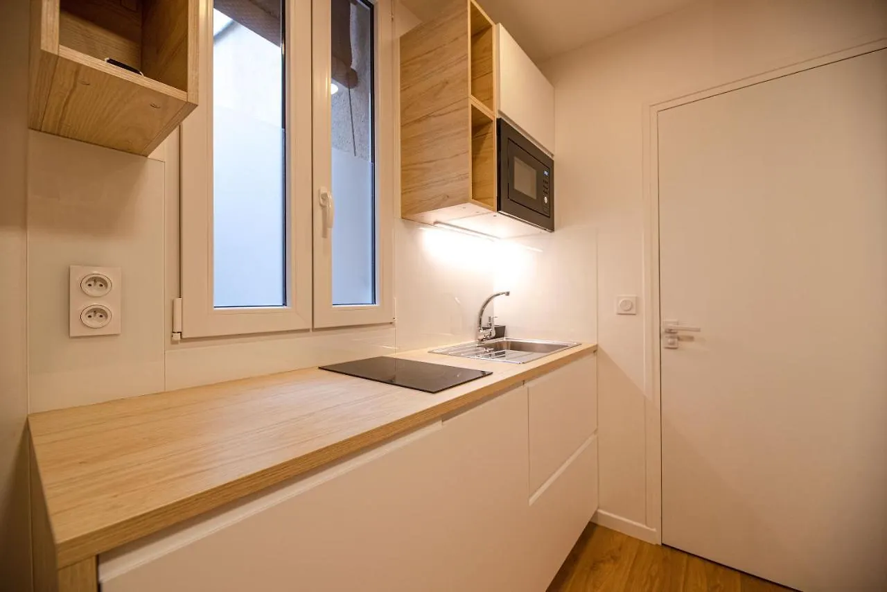 Ξενοδοχείο με διαμερίσματα Cosy In Center - With Ac *